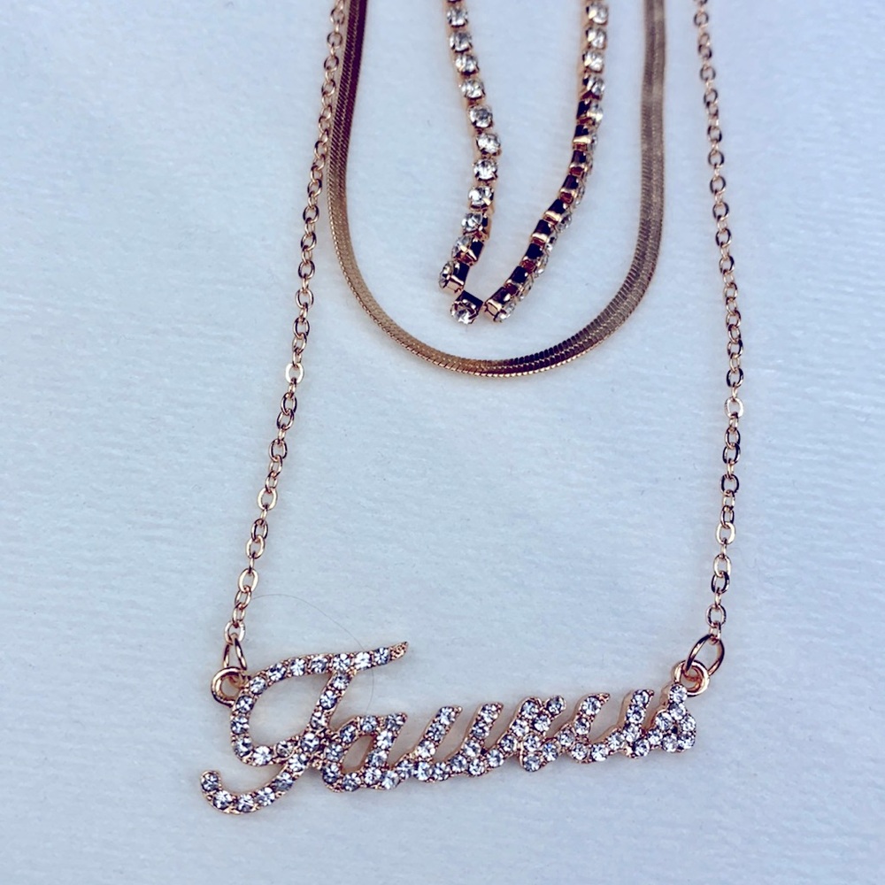 3 Pieces Tauro Letter Pendant Necklace - Picture 2 of 6